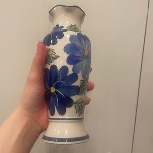 Sapphire Flower Vase